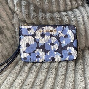 Michael Kors double zip wristlet